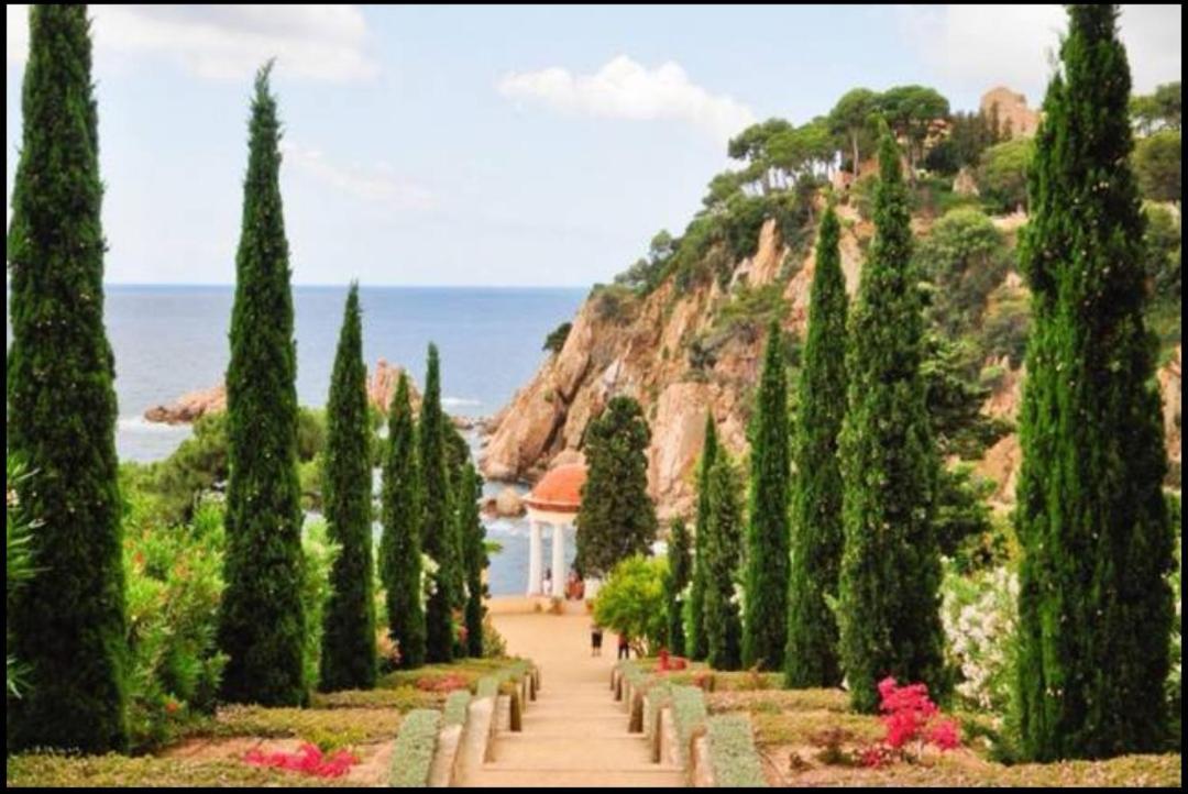 Seahomes Vacations, La Casa Blue Mediterranean Lifestyle Blanes Bagian luar foto