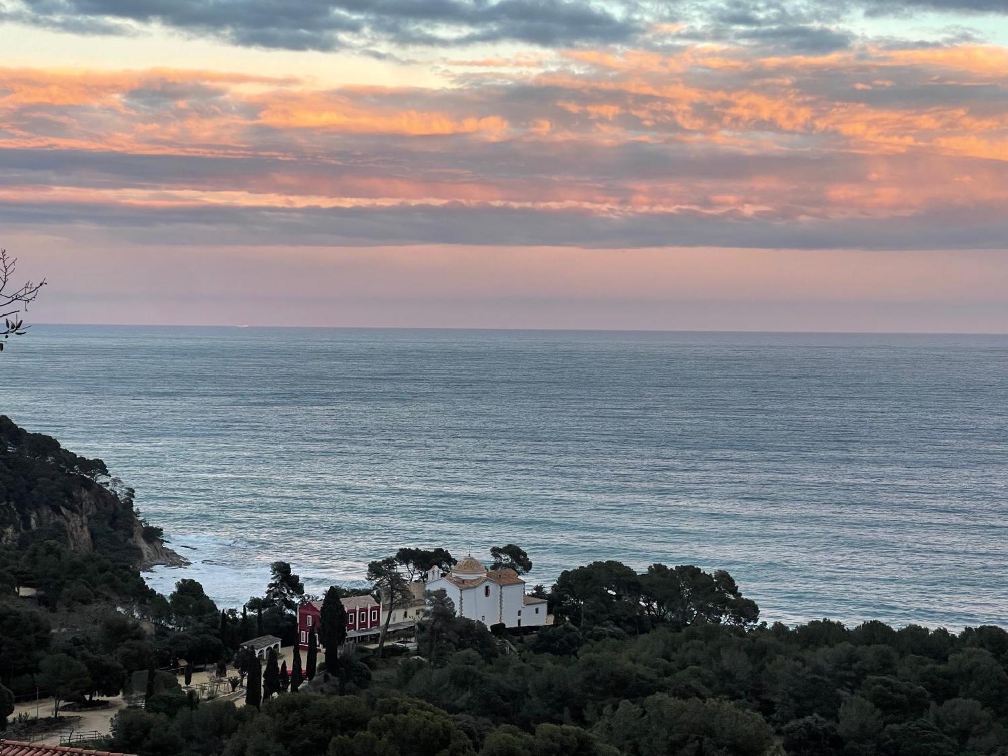Seahomes Vacations, La Casa Blue Mediterranean Lifestyle Blanes Bagian luar foto