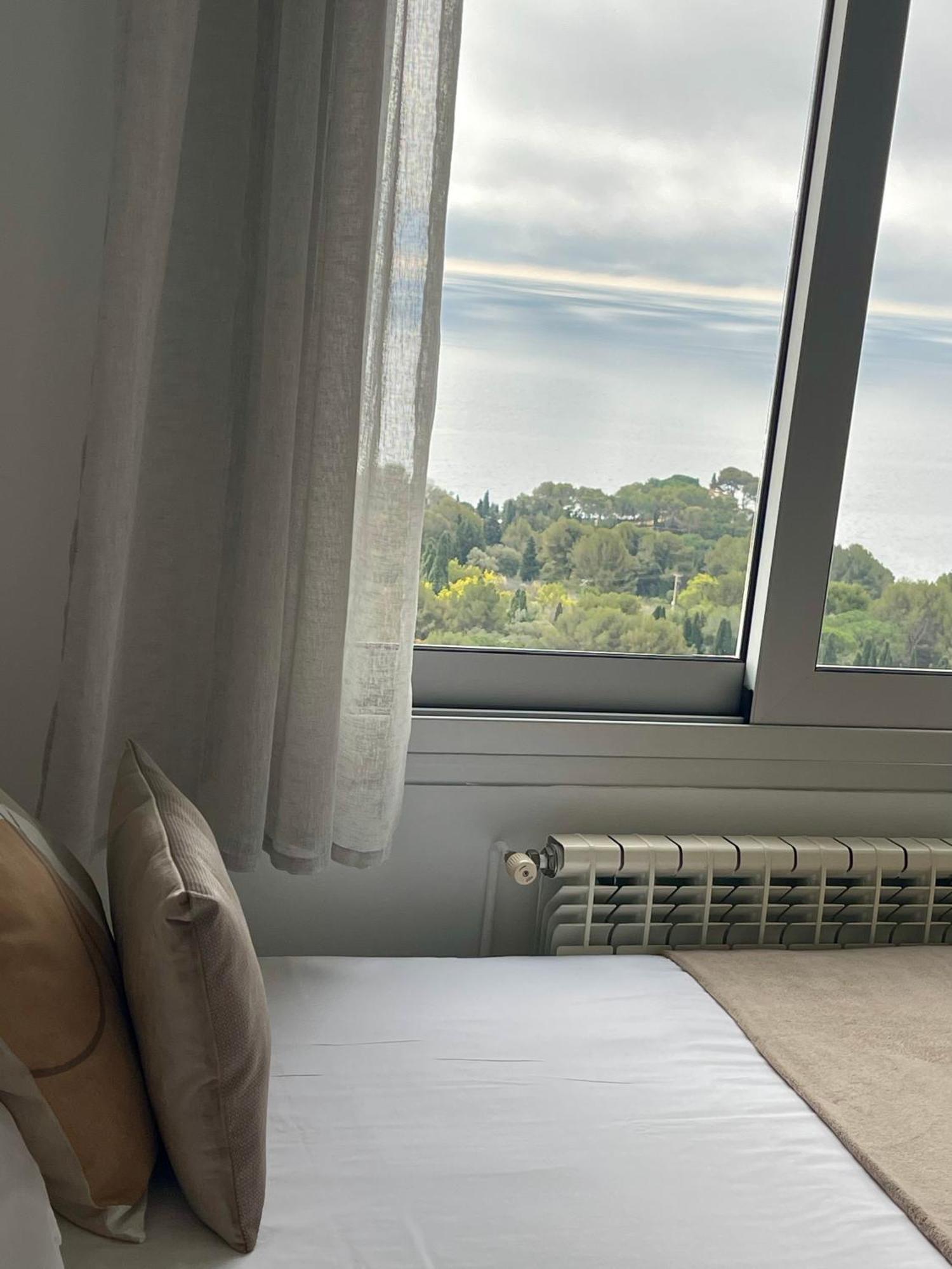 Seahomes Vacations, La Casa Blue Mediterranean Lifestyle Blanes Bagian luar foto