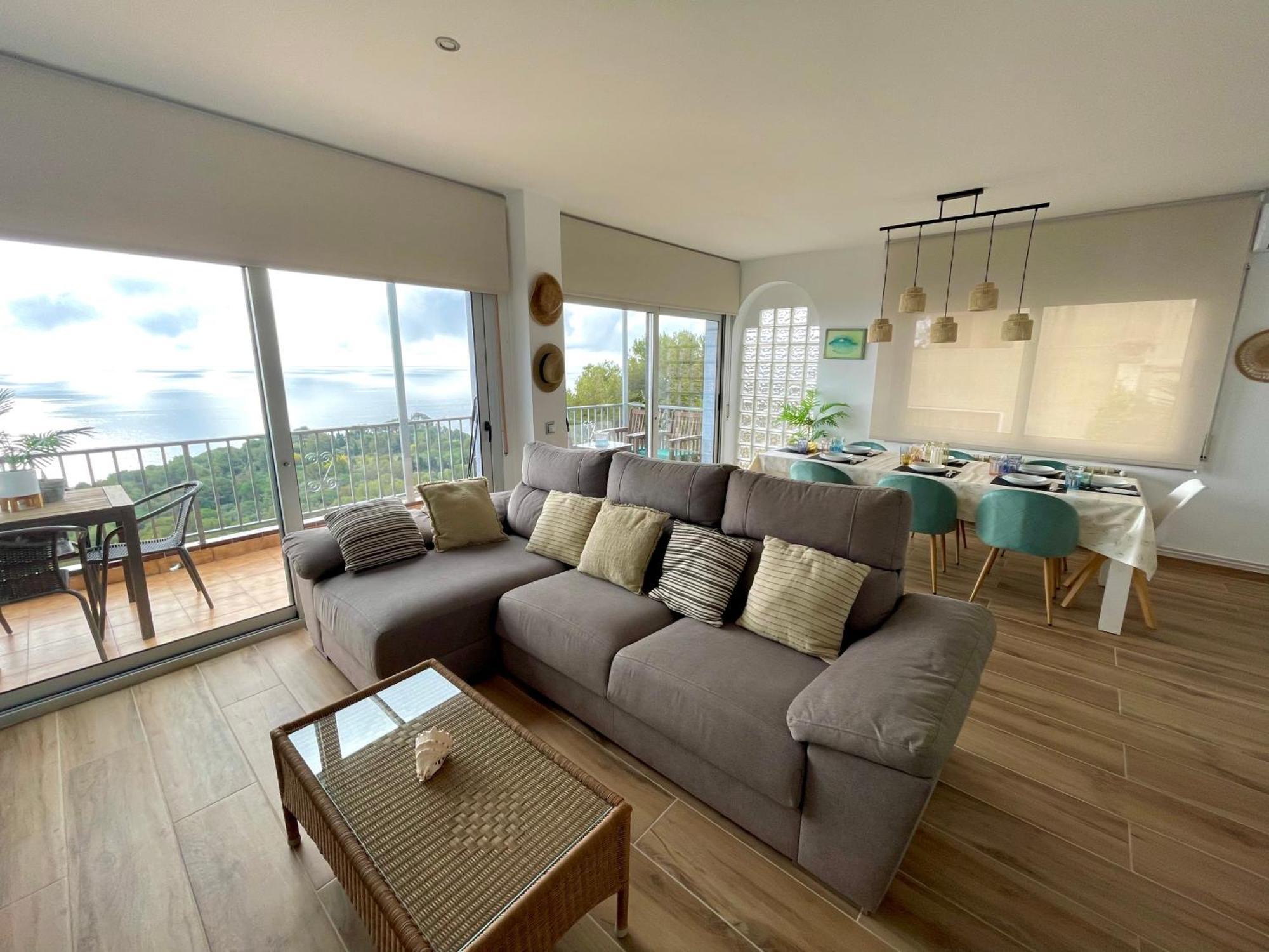 Seahomes Vacations, La Casa Blue Mediterranean Lifestyle Blanes Bagian luar foto