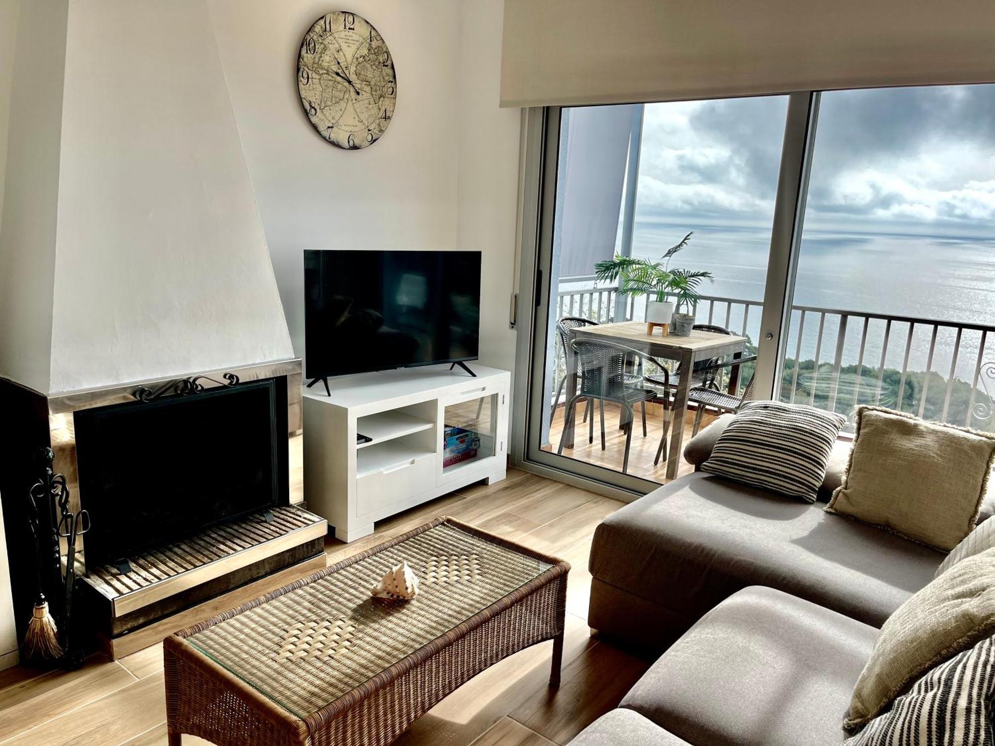 Seahomes Vacations, La Casa Blue Mediterranean Lifestyle Blanes Bagian luar foto
